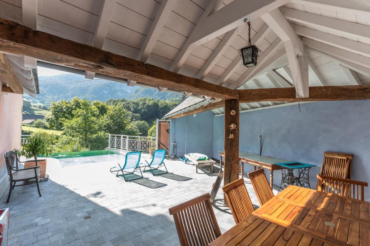 Maison Ainerak Gite A Sainte Engrace La Pierre Saint Martin Bagian luar foto