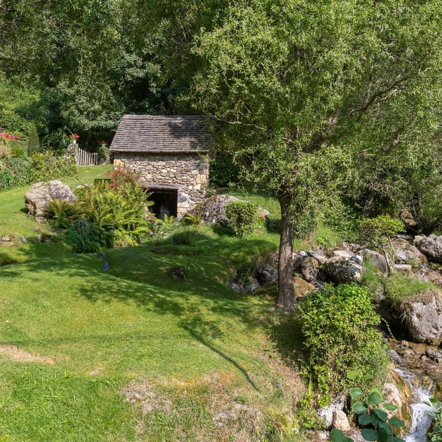 Maison Ainerak Gite A Sainte Engrace La Pierre Saint Martin Bagian luar foto